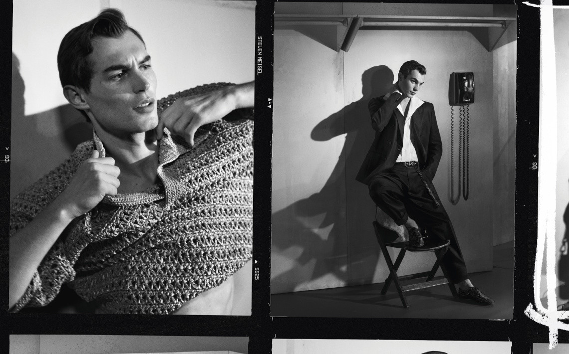 Cotton T-shirt with bandanna print